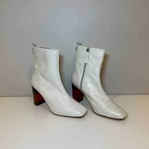 Kurt Geiger Strut Leather Heeled Ankle Boots - NEW, EU 40/US 9, White